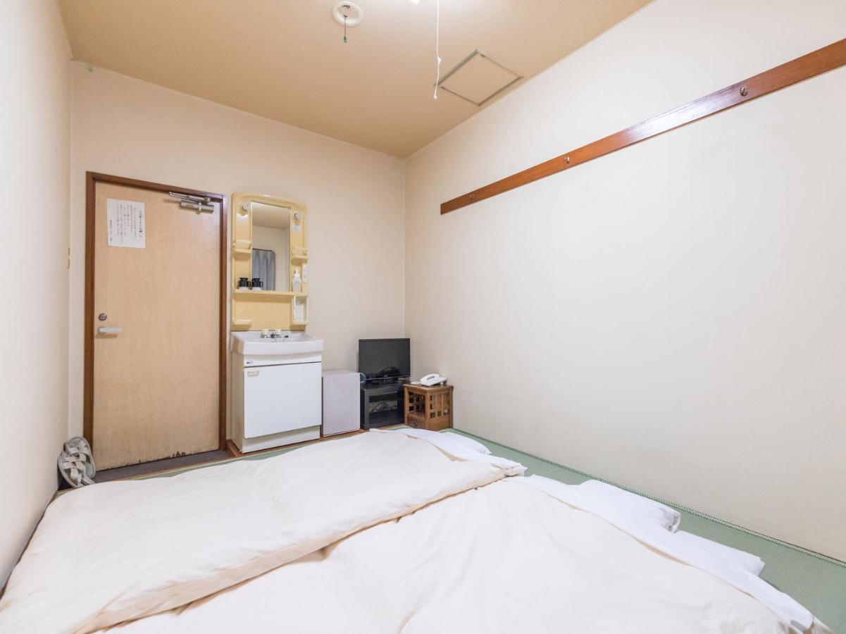 Hotel Isesaki East Екстер'єр фото